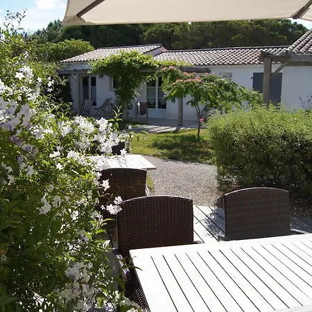 La Villa - Hotel Bien Etre 3* Le Bois-Plage-en-Re