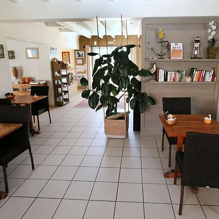 La Villa - Hotel Bien Etre 3* Le Bois-Plage-en-Re