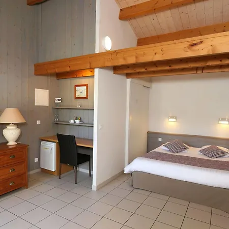 Hotel La Villa - Hotel Bien Etre 3*