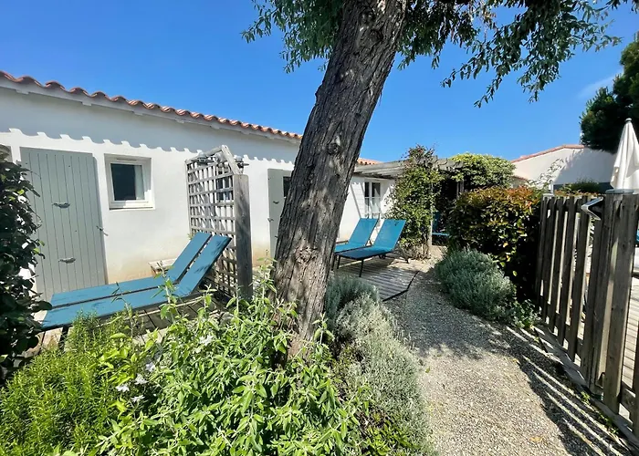 La Villa - Hotel Bien Etre 4* Le Bois-Plage-en-Re