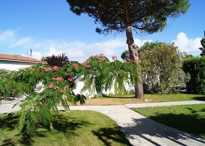 Hotel La Villa - Hotel Bien Etre 4*