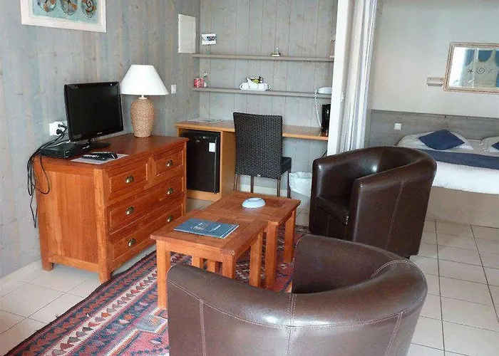 Hotel La Villa - Hotel Bien Etre 4*