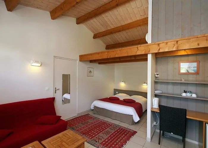 Hotel La Villa - Hotel Bien Etre 4*