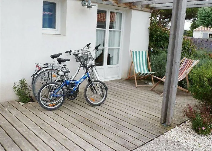 La Villa - Hotel Bien Etre 4* Le Bois-Plage-en-Re